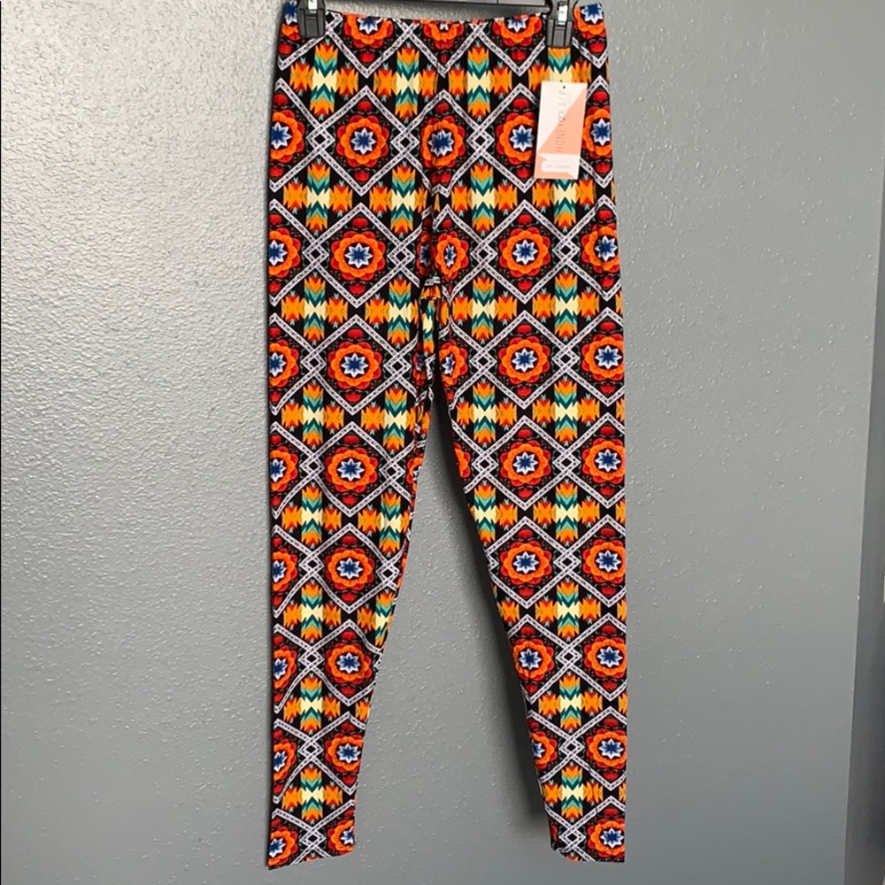 Curvy Honey & Lace leggings